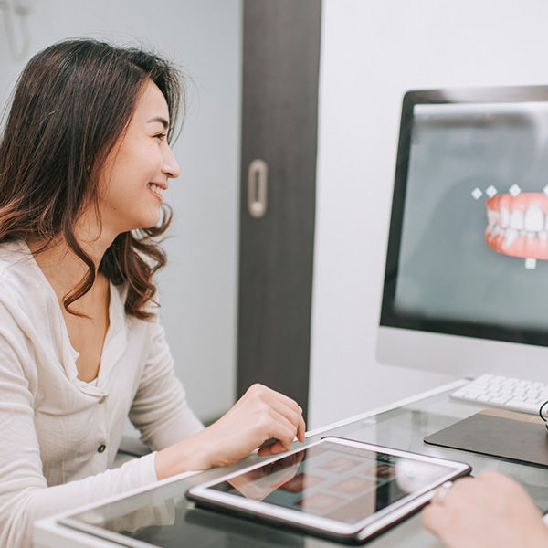 GettyImages-1288230245-6x6